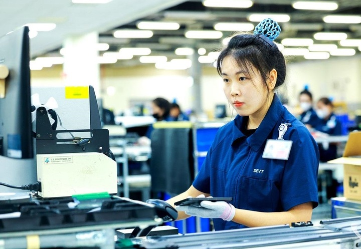 Nhiều địa phương duy trì mức tăng trưởng khá - 2