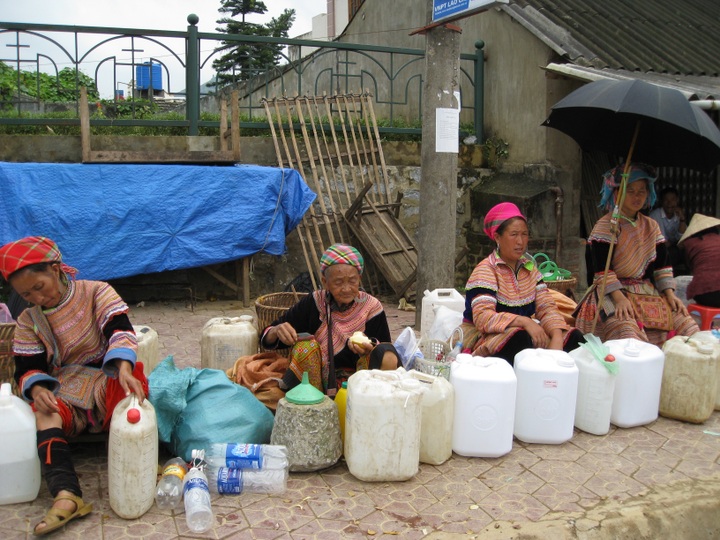 Chợ phiên Tây Bắc - nơi lưu giữ nét văn hóa vùng cao - 2