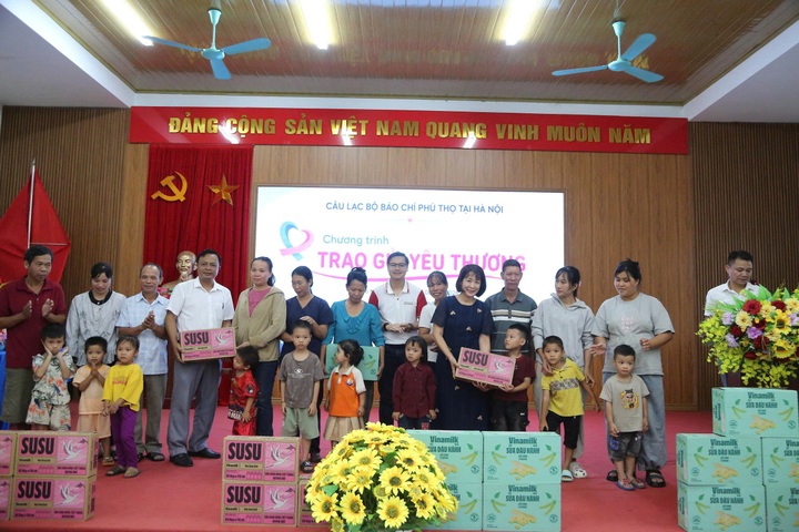 CLB báo chí Phú Thọ tại Hà Nội và “hành trình kết nối yêu thương” - 2