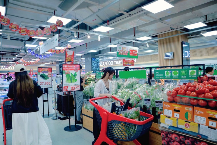 Tăng trưởng cần gắn với cải thiện đời sống người dân - 1