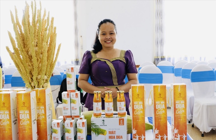 Từ mật hoa dừa đến mô hình “nông nghiệp hạnh phúc” - 1 Từ mật hoa dừa đến mô hình “nông nghiệp hạnh phúc” - 1