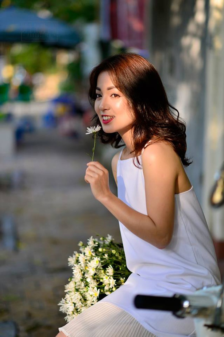 Hoa khôi sinh viên Việt - Xuân mới ngẫm lại năm đã qua - Ảnh 1.