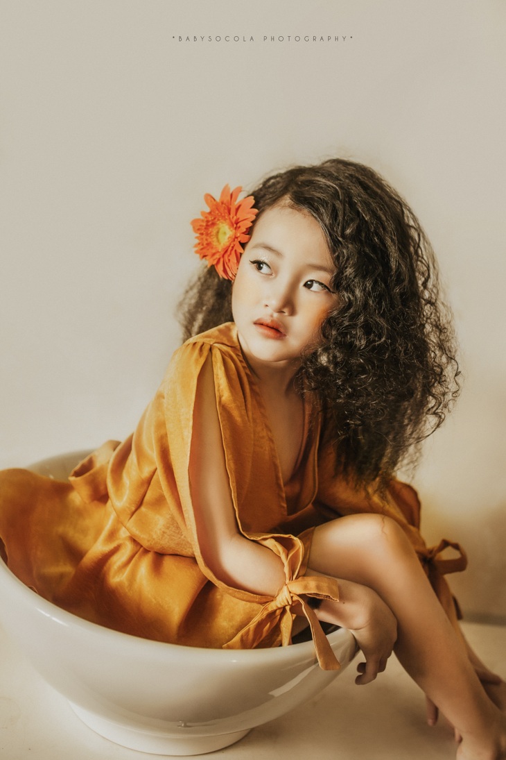Cô bé 6 tuổi sao y bản chính ca sĩ Bảo Anh khiến dân mạng thích thú - Ảnh 4. Cô bé 6 tuổi sao y bản chính ca sĩ Bảo Anh khiến dân mạng thích thú - Ảnh 4.