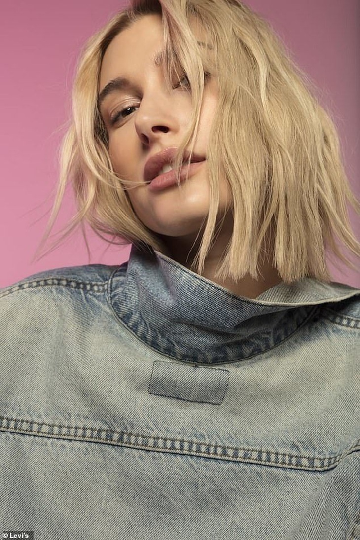 Hailey Baldwin gợi cảm và năng động trong ảnh quảng cáo mới - Ảnh 3. Hailey Baldwin gợi cảm và năng động trong ảnh quảng cáo mới - Ảnh 3.