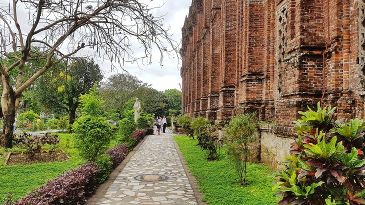 Đan viện cổ khung cảnh “đẹp như trời Tây” không phải ai cũng biết - Ảnh 6. Đan viện cổ khung cảnh “đẹp như trời Tây” không phải ai cũng biết - Ảnh 6.