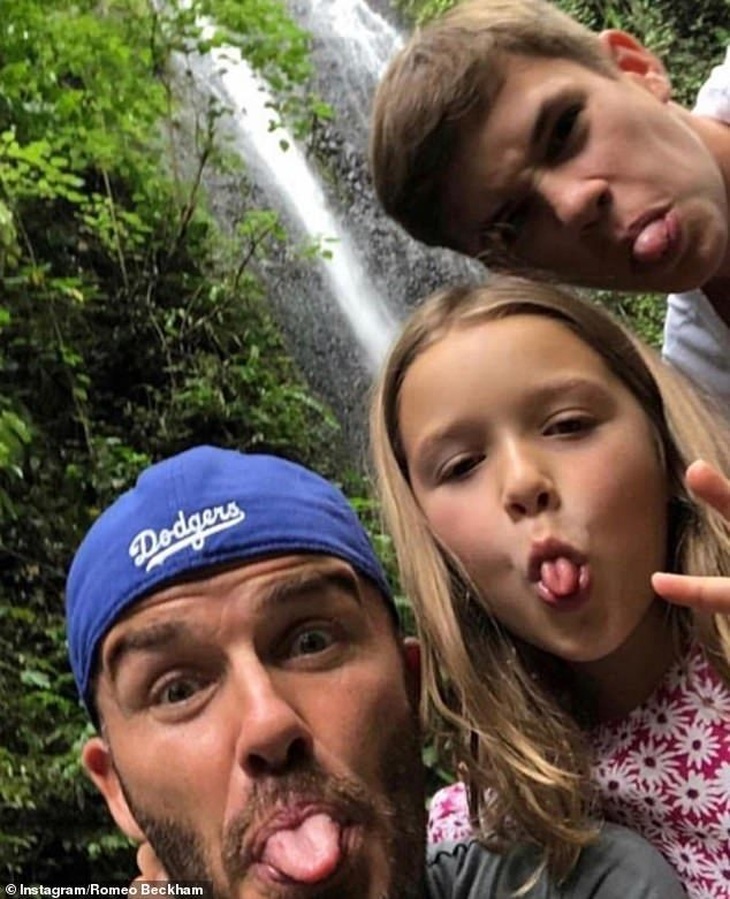 David Beckham đón sinh nhật ấm áp bên vợ con - Ảnh 13.