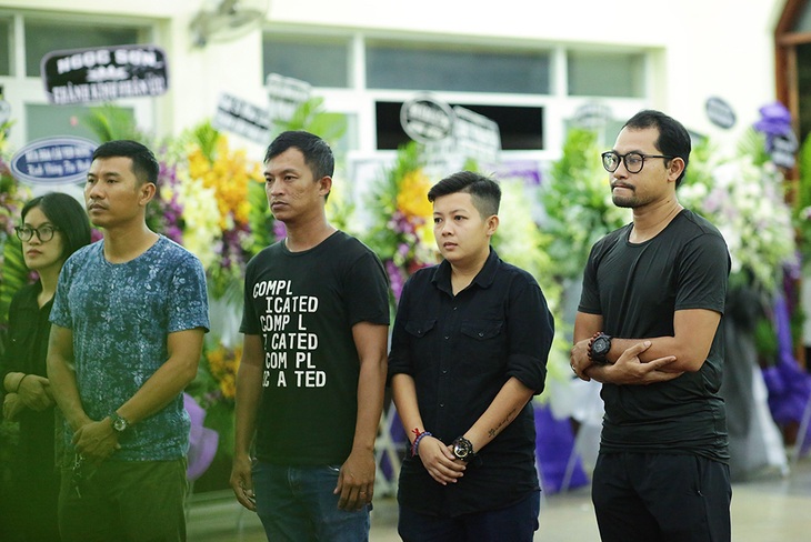 Trấn Thành cảm thấy có lỗi vì đã không đến thăm Lê Bình khi ông nằm viện - Ảnh 4. Trấn Thành cảm thấy có lỗi vì đã không đến thăm Lê Bình khi ông nằm viện - Ảnh 4.