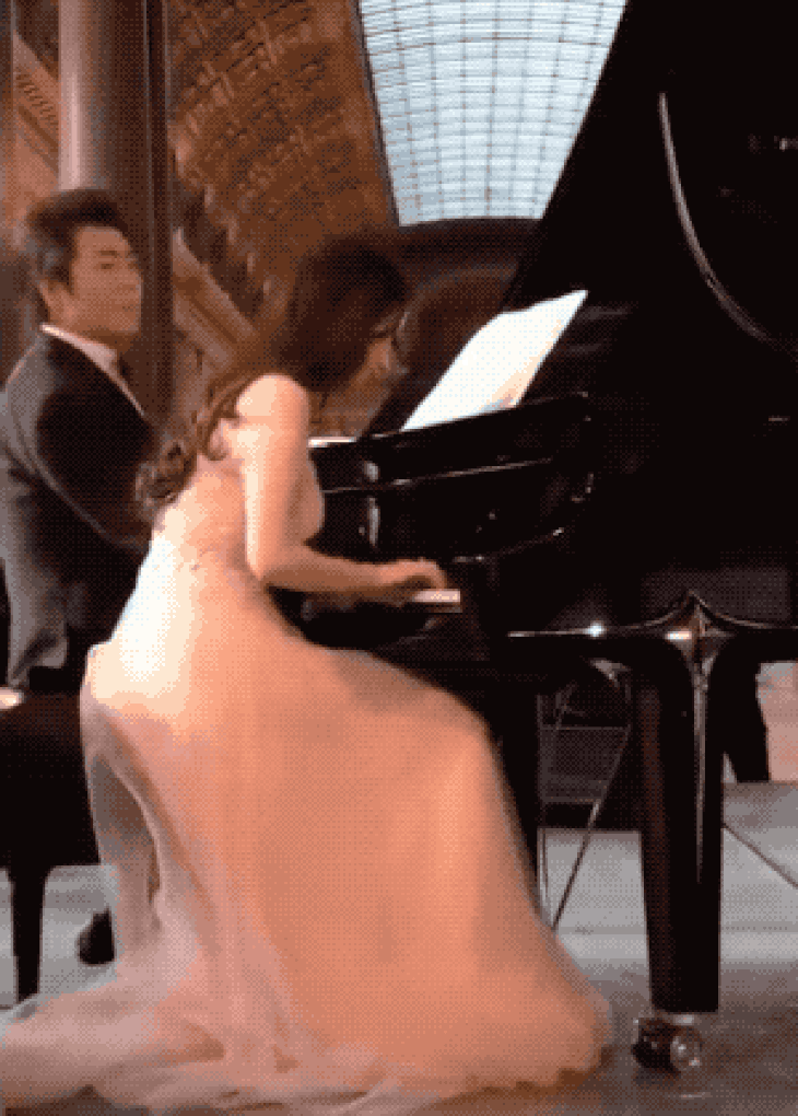 Nhan sắc cực phẩm của vợ “thiên tài piano” Trung Quốc - Ảnh 12. Nhan sắc cực phẩm của vợ “thiên tài piano” Trung Quốc - Ảnh 12.