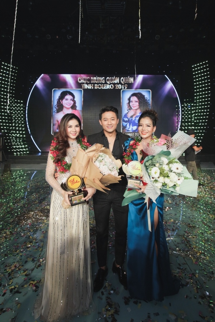 Nữ diễn viên Cổng mặt trời lên ngôi Quán quân Tình Bolero 2019 - Ảnh 6. Nữ diễn viên Cổng mặt trời lên ngôi Quán quân Tình Bolero 2019 - Ảnh 6.