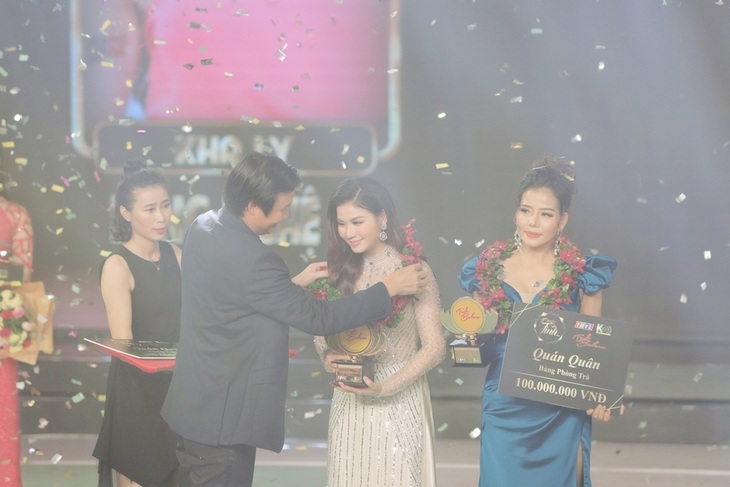 Nữ diễn viên Cổng mặt trời lên ngôi Quán quân Tình Bolero 2019 - Ảnh 2. Nữ diễn viên Cổng mặt trời lên ngôi Quán quân Tình Bolero 2019 - Ảnh 2.