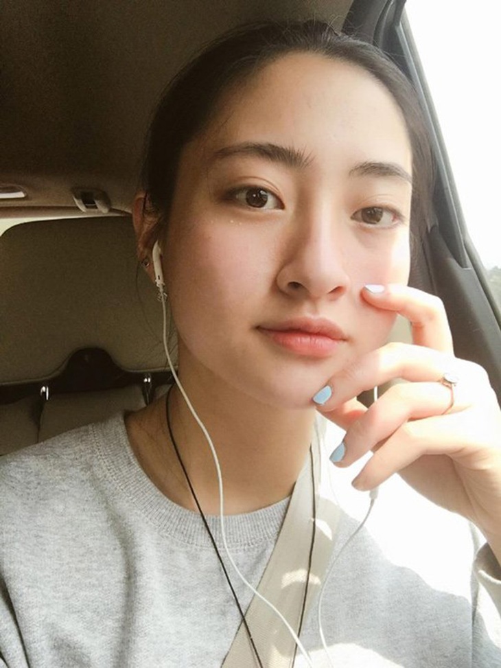 Nhan sắc đời thường của Hoa hậu Thế giới Việt Nam 2019 Lương Thùy Linh - Ảnh 11.