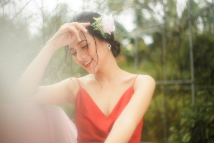 Nàng thơ Hà thành “đốn tim” người đối diện từ ánh nhìn đầu tiên - Ảnh 6. Nàng thơ Hà thành “đốn tim” người đối diện từ ánh nhìn đầu tiên - Ảnh 6.