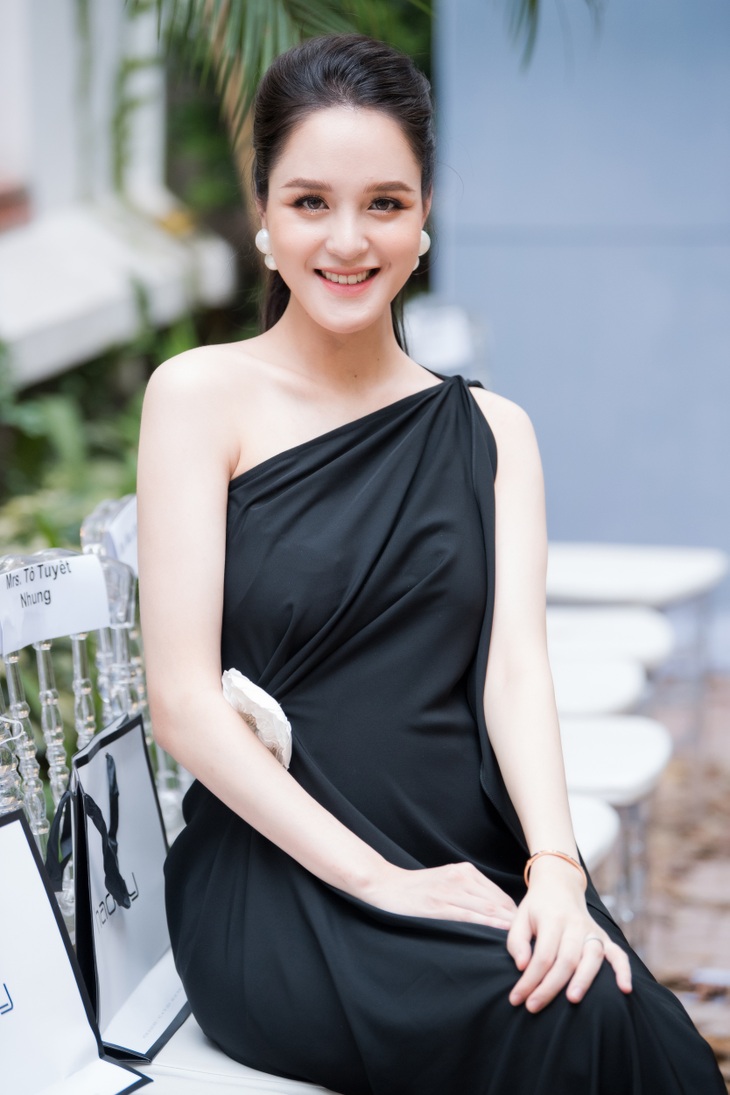 Mai Phương Thuý tiết lộ thích “đẻ cả bầy con” khi hội ngộ loạt bà bầu showbiz - Ảnh 10. Mai Phương Thuý tiết lộ thích “đẻ cả bầy con” khi hội ngộ loạt bà bầu showbiz - Ảnh 10.