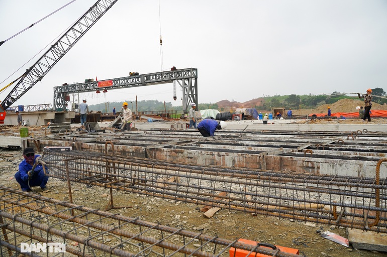 Nhà thầu xây dựng chóng cả mặt khi giá thép lại tăng - 1 Nhà thầu xây dựng chóng cả mặt khi giá thép lại tăng - 1