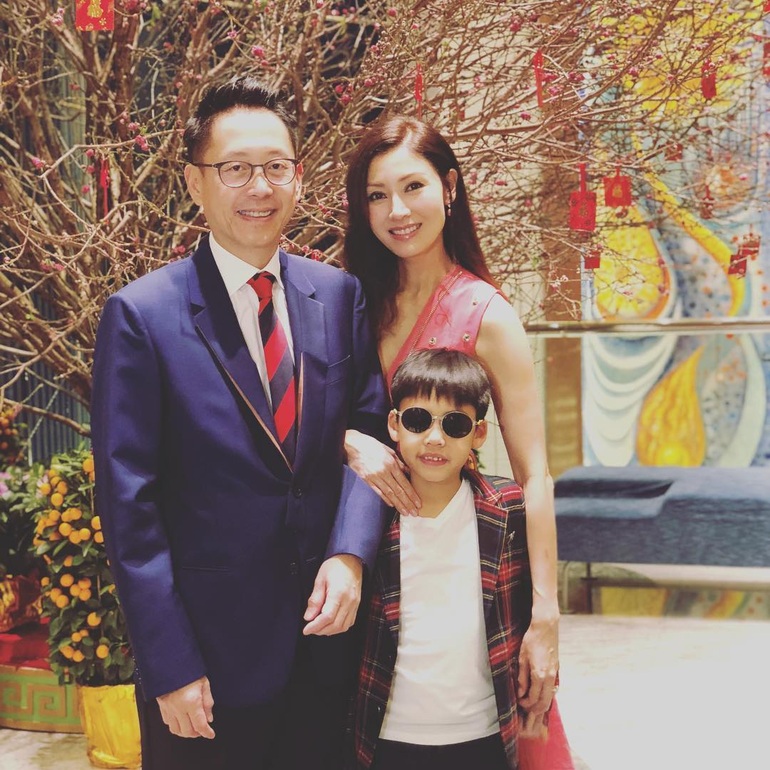 Lý Gia Hân bị đào lại quá khứ hai lần làm người thứ ba - 4 Lý Gia Hân bị đào lại quá khứ hai lần làm người thứ ba - 4