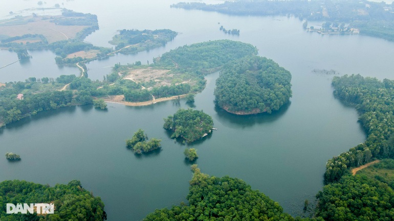 Homemade rafting, windsurfing like a movie in a fairy oasis near Hanoi - 1