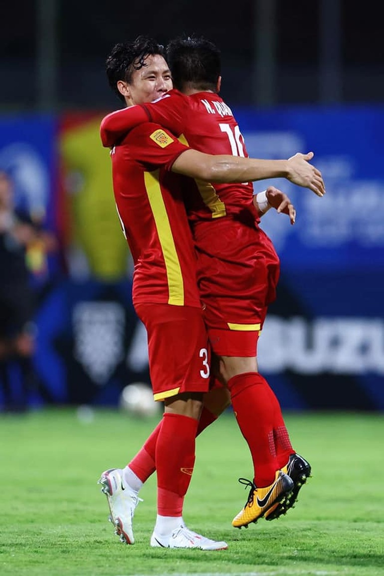 Công Phượng, Quang Hải chia sẻ cảm xúc sau trận thắng Malaysia - 3