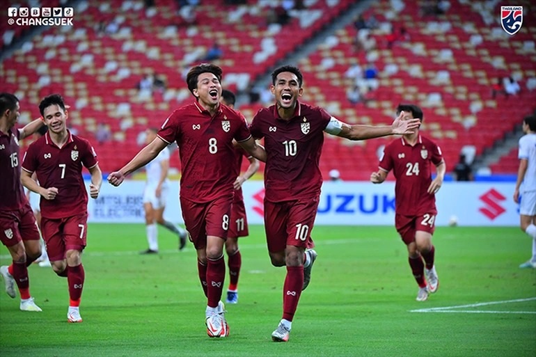 Đội tuyển Việt Nam bảo vệ ngôi vương AFF Cup: Chặng đường gian nan - 3