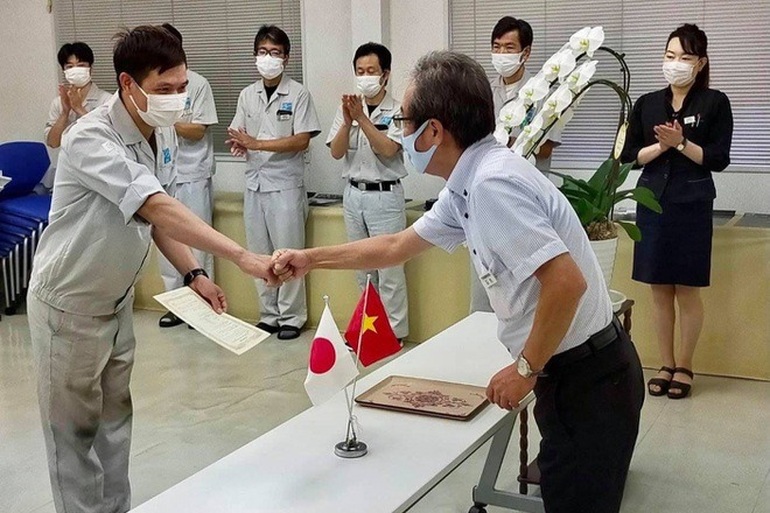 Lao động Việt ở nước ngoài kể chuyện vượt bão Covid-19 - 2 Lao động Việt ở nước ngoài kể chuyện vượt bão Covid-19 - 2