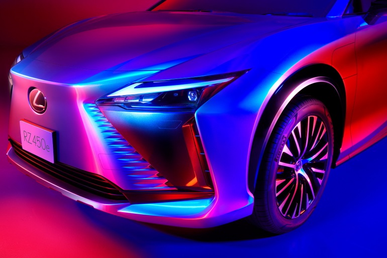 Lexus RZ lộ diện, chưa hẹn ngày chính thức ra mắt - 5 Lexus RZ lộ diện, chưa hẹn ngày chính thức ra mắt - 5