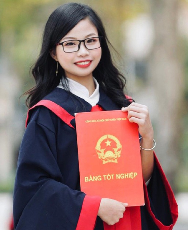 Nữ thủ khoa Đại học Kinh tế Quốc dân được đặc cách học tiến sĩ ở tuổi 21 - 1