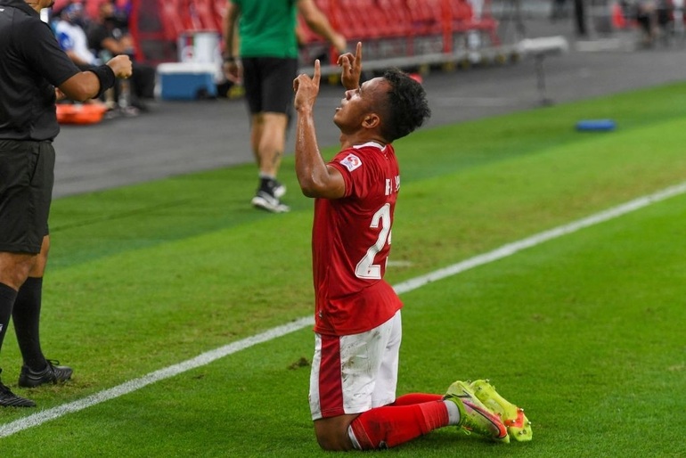 Đánh bại Malaysia, Indonesia gặp Singapore tại bán kết AFF Cup - 2