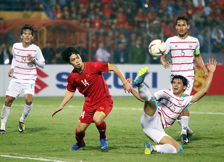 CĐV Campuchia muốn đội nhà khiến tuyển Việt Nam về nước sớm - 1