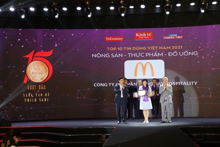 Mcdonalds Việt Nam tiếp tục trong Top 10 nhóm ngành sản phẩm dịch vụ tin dùng 2021 - 1