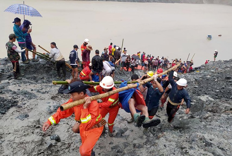 Sạt lở mỏ ngọc bích Myanmar, 100 người mất tích - 1