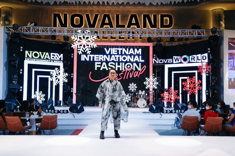 Mãn nhãn với Lễ hội thời trang quốc tế Việt Nam VIFF tại Novaland Gallery - 2 Mãn nhãn với Lễ hội thời trang quốc tế Việt Nam VIFF tại Novaland Gallery - 2