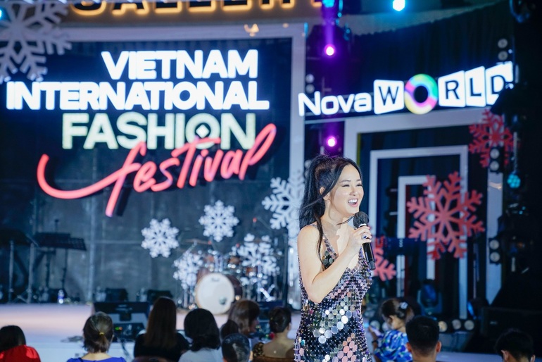 Mãn nhãn với Lễ hội thời trang quốc tế Việt Nam VIFF tại Novaland Gallery - 9 Mãn nhãn với Lễ hội thời trang quốc tế Việt Nam VIFF tại Novaland Gallery - 9