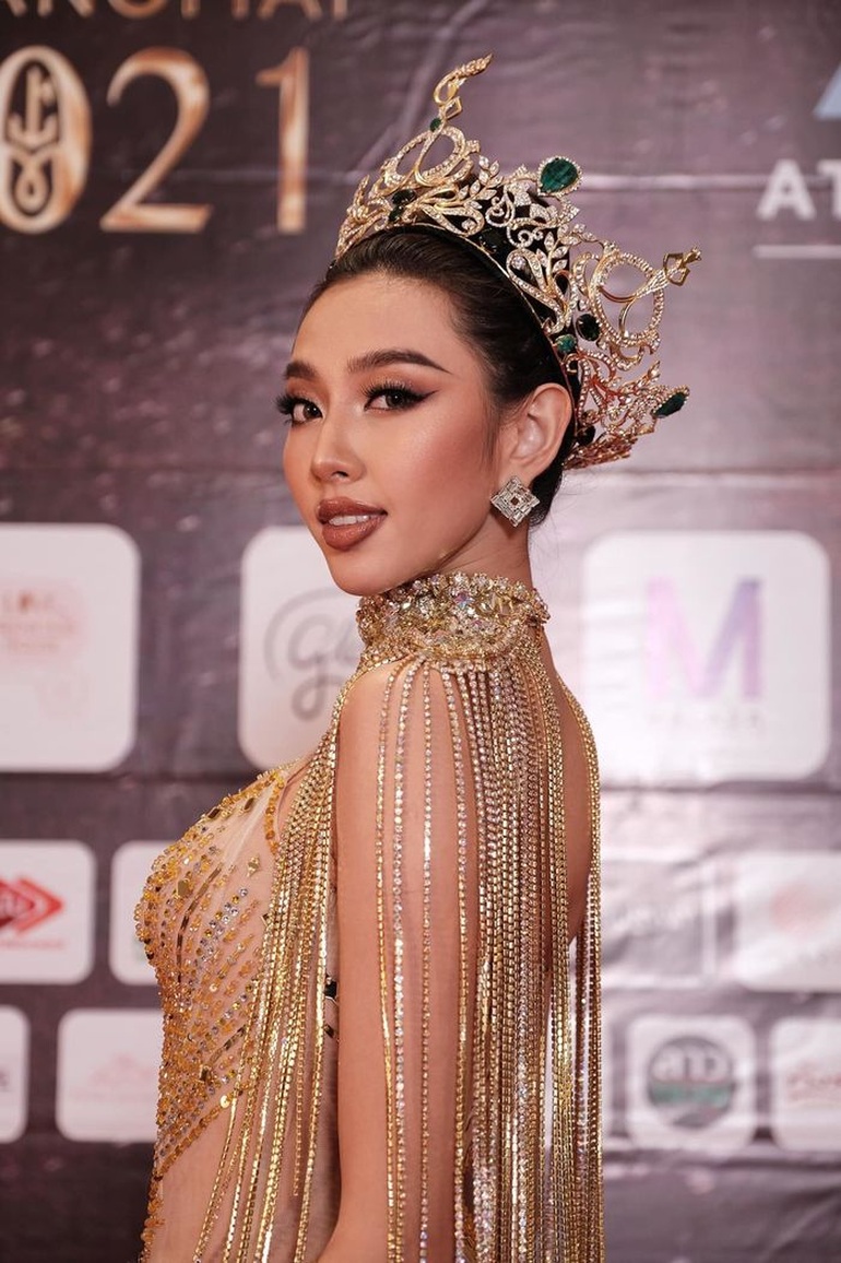 Hoa hậu Thùy Tiên đẹp kiêu sa như nữ thần - 4 Hoa hậu Thùy Tiên đẹp kiêu sa như nữ thần - 4