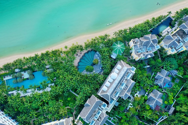 Sun Tropical Village: Biểu tượng nghỉ dưỡng phong cách nhiệt đới - 2 Sun Tropical Village: Biểu tượng nghỉ dưỡng phong cách nhiệt đới - 2