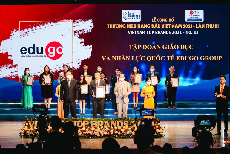 EduGo Group đạt danh hiệu Top 10 thương hiệu hàng đầu Việt Nam - 1