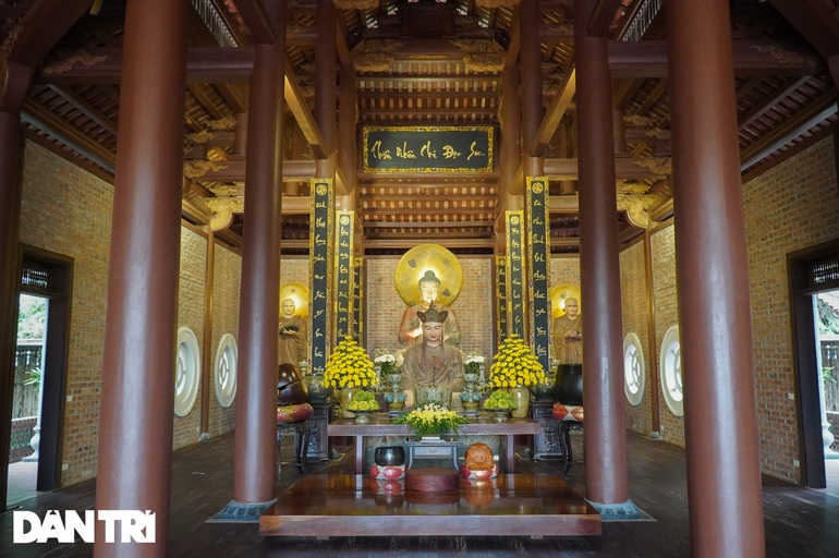 Ngôi chùa thiêng nghìn năm tuổi án ngữ dưới chân đồi thông ở Hà Nam - 5 Ngôi chùa thiêng nghìn năm tuổi án ngữ dưới chân đồi thông ở Hà Nam - 5