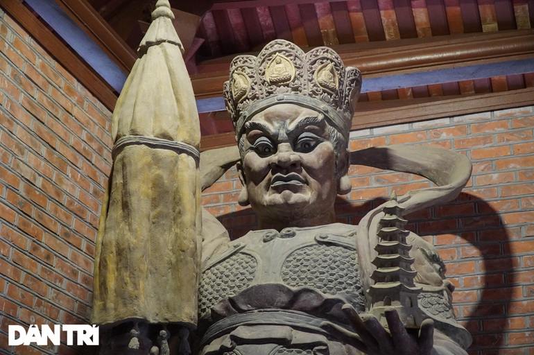 Ngôi chùa thiêng nghìn năm tuổi án ngữ dưới chân đồi thông ở Hà Nam - 7 Ngôi chùa thiêng nghìn năm tuổi án ngữ dưới chân đồi thông ở Hà Nam - 7