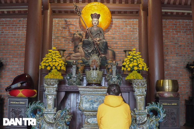 Ngôi chùa thiêng nghìn năm tuổi án ngữ dưới chân đồi thông ở Hà Nam - 6 Ngôi chùa thiêng nghìn năm tuổi án ngữ dưới chân đồi thông ở Hà Nam - 6