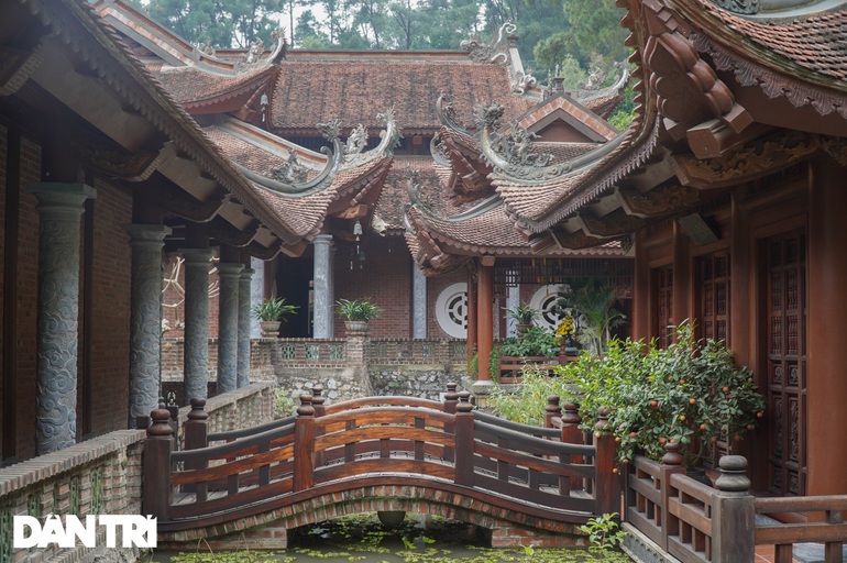 Ngôi chùa thiêng nghìn năm tuổi án ngữ dưới chân đồi thông ở Hà Nam - 8 Ngôi chùa thiêng nghìn năm tuổi án ngữ dưới chân đồi thông ở Hà Nam - 8