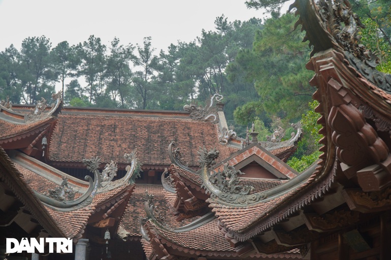 Ngôi chùa thiêng nghìn năm tuổi án ngữ dưới chân đồi thông ở Hà Nam - 10 Ngôi chùa thiêng nghìn năm tuổi án ngữ dưới chân đồi thông ở Hà Nam - 10