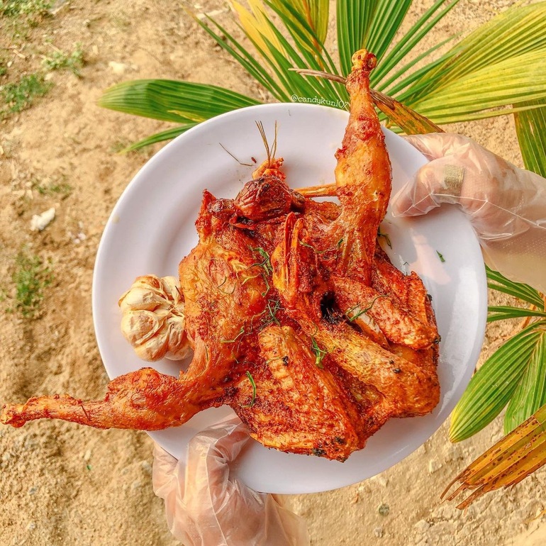Special fiery chicken specialties, guests over a hundred kilometers enjoy in An Giang - 1