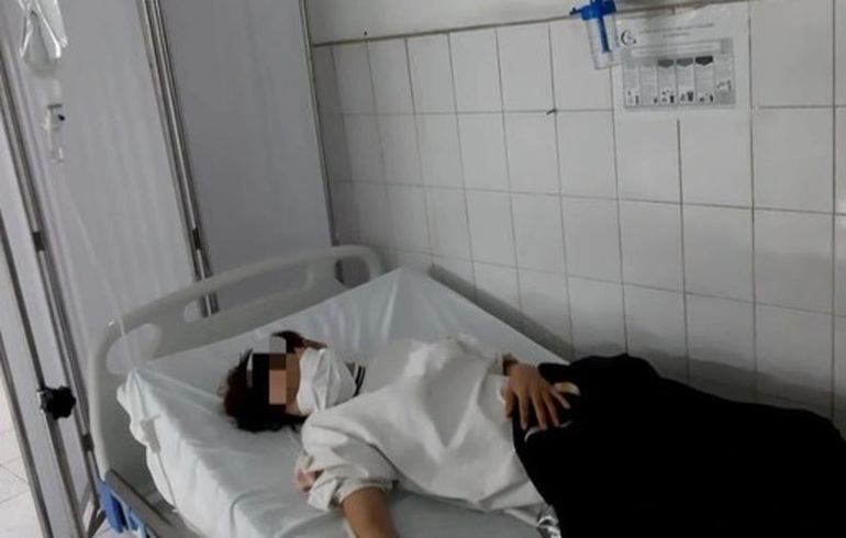 Cô giáo uống thuốc tự vẫn kiện đòi bồi thường trên 200 triệu đồng - 1 Cô giáo uống thuốc tự vẫn kiện đòi bồi thường trên 200 triệu đồng - 1