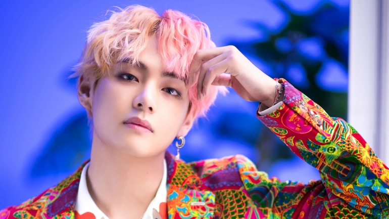 BTS V  Hình mẫu idol no1 trong mắt các hậu bối  BlogAnChoi