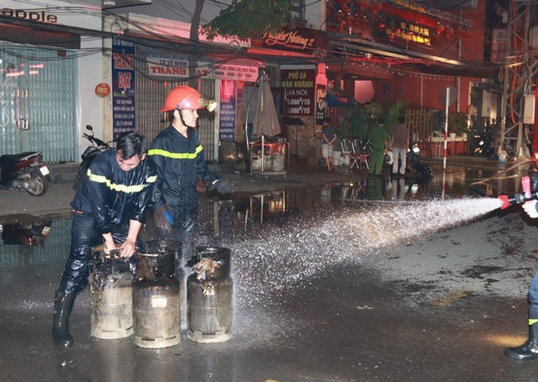 Liên tiếp cháy nổ tại Hà Nội: Cảnh sát khuyến cáo những việc cần làm ngay - 3