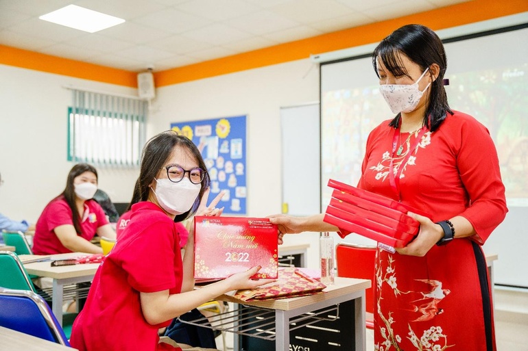 Ngày đầu học trở lại của Royal School: Niềm vui lấn át âu lo! - 3 Ngày đầu học trở lại của Royal School: Niềm vui lấn át âu lo! - 3
