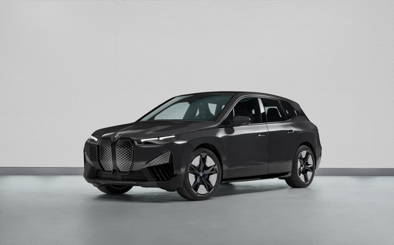 CES 2022: BMW giới thiệu công nghệ đổi màu thân xe trong tích tắc - 8