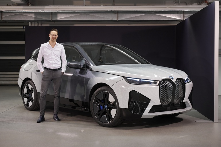 CES 2022: BMW giới thiệu công nghệ đổi màu thân xe trong tích tắc - 18