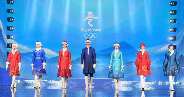 Tranh luận về đồng phục trao giải của Trung Quốc tại Olympic Bắc Kinh 2022 - 1
