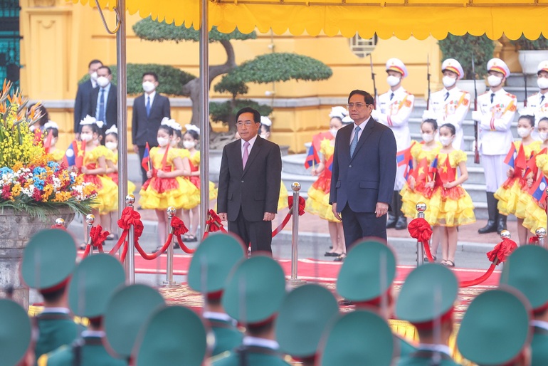 Thủ tướng Phạm Minh Chính chủ trì lễ đón chính thức Thủ tướng Lào - 1