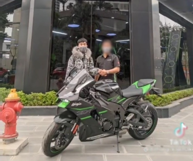 ĐÁNH GIÁ NHANH Kawasaki ZX10R 2020 Nâng cấp triệt để
