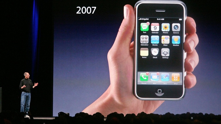 Hành trình 15 năm phát triển của iPhone - 1